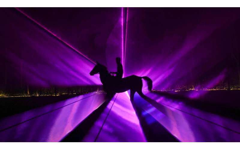 夜游野馬，探秘“野馬幻影”秘境